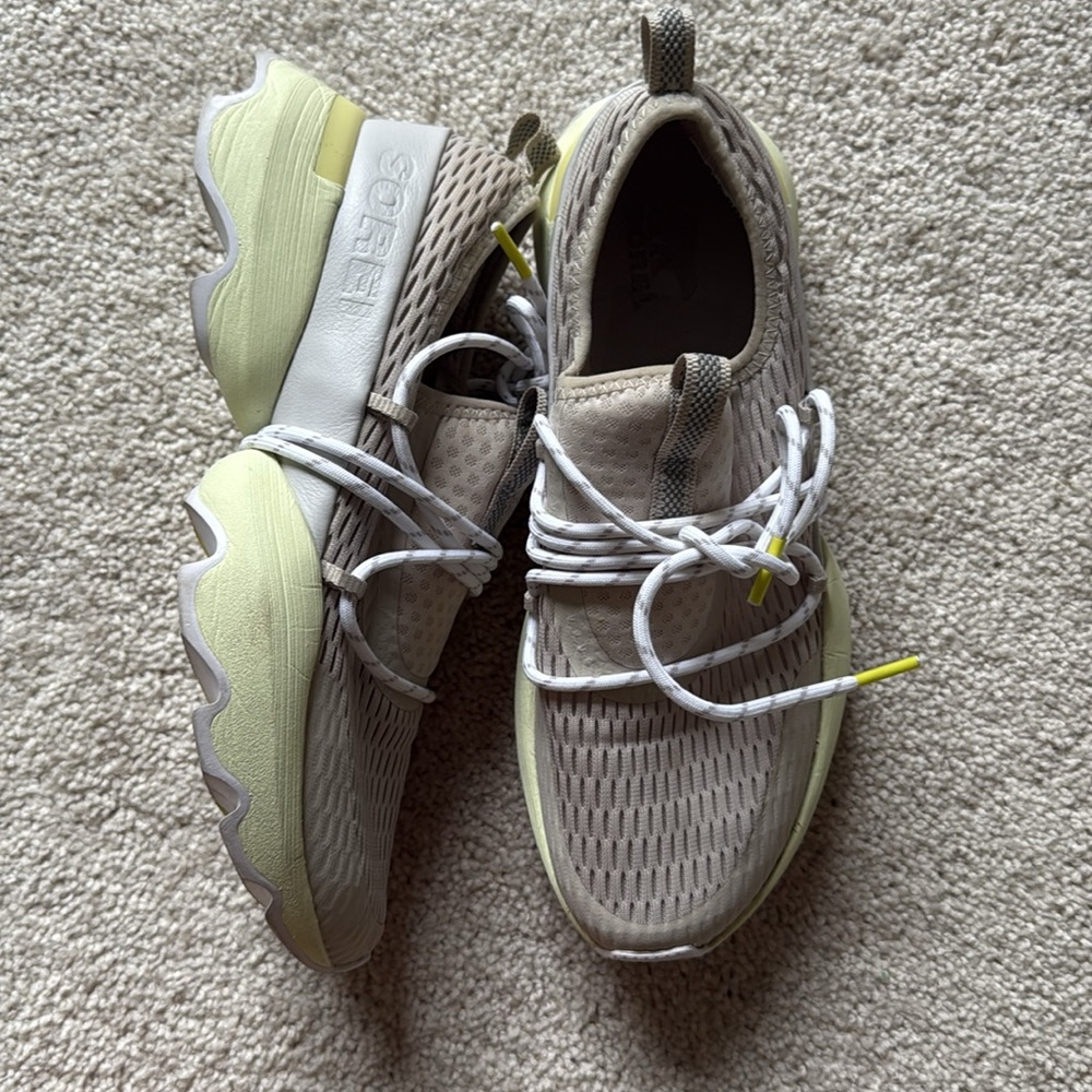 SOREL Light Gray and Lime Sneakers